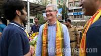 独家: 蒂姆·库克 (Tim Cook) 从参观孟买的Siddhivinayak寺庙开始。